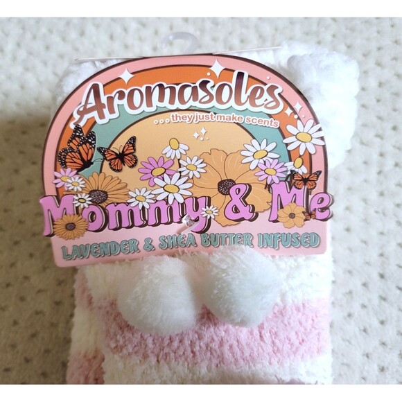 Mommy & Me matching Bunny Aromasoles Lavender Shea Butter Infused Slipper Socks - Picture 4 of 7